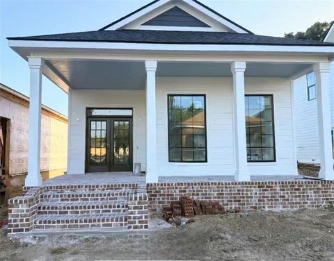 Single Family Residence in Mobile AL 253 Dearborn Street.jpg