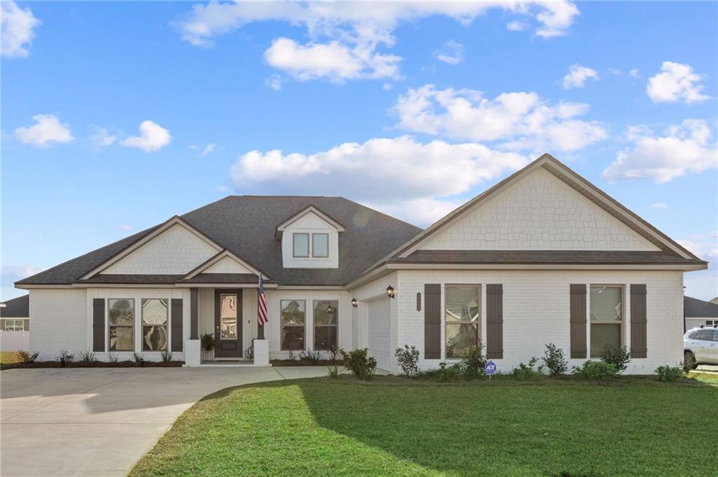 11006 Secretariat Blvd, Daphne, AL 36526