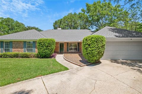 Single Family Residence in Mobile AL 3823 Higgins Road.jpg