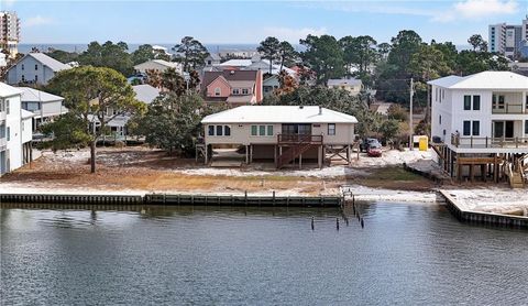 Single Family Residence in Gulf Shores AL 324 Sunrise Drive.jpg