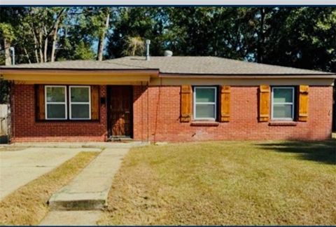 Single Family Residence in Mobile AL 2151 Jewel Court.jpg