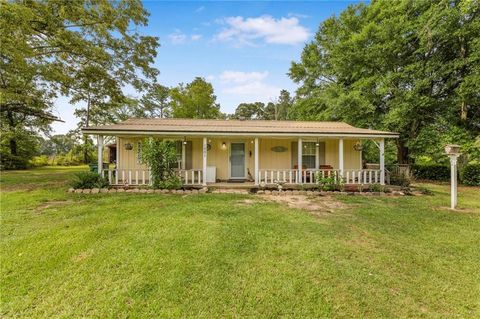 Single Family Residence in Vinegar Bend AL 1001 John Welford Road.jpg