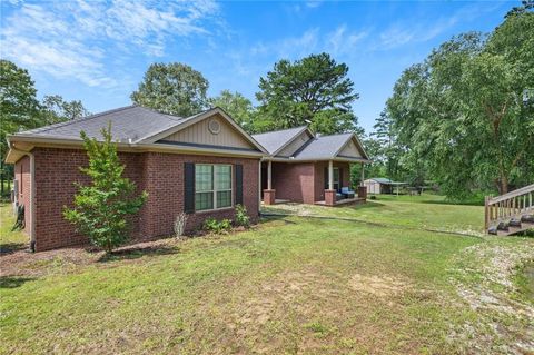 Single Family Residence in Citronelle AL 16041 Beverly Jeffries Highway.jpg