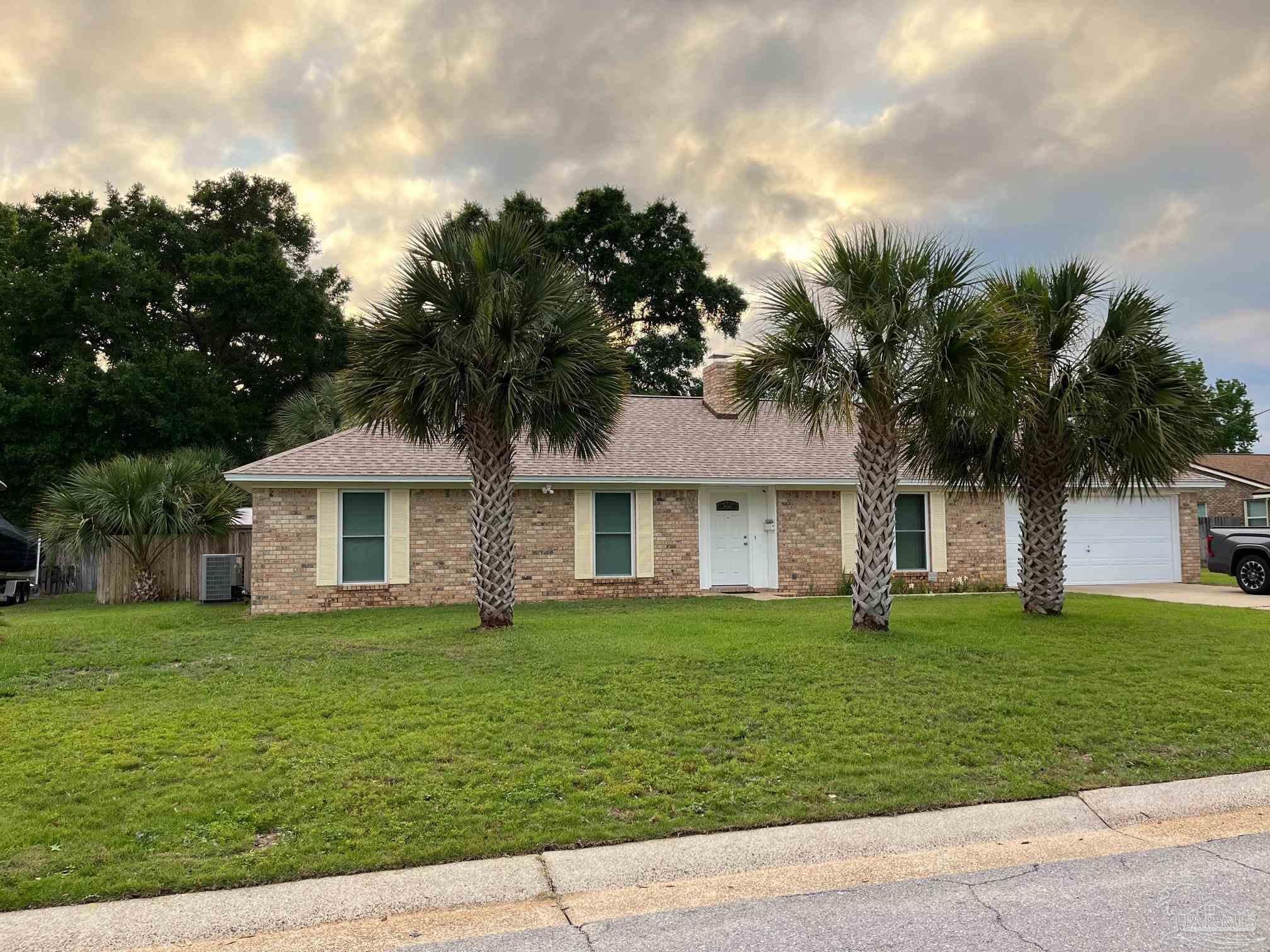 1801 Conway Dr, Pensacola, FL 32503