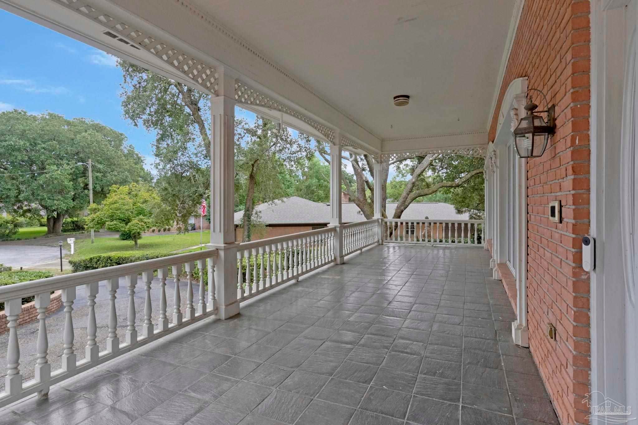 5 Mustin Pl, Pensacola, FL 32506 photo