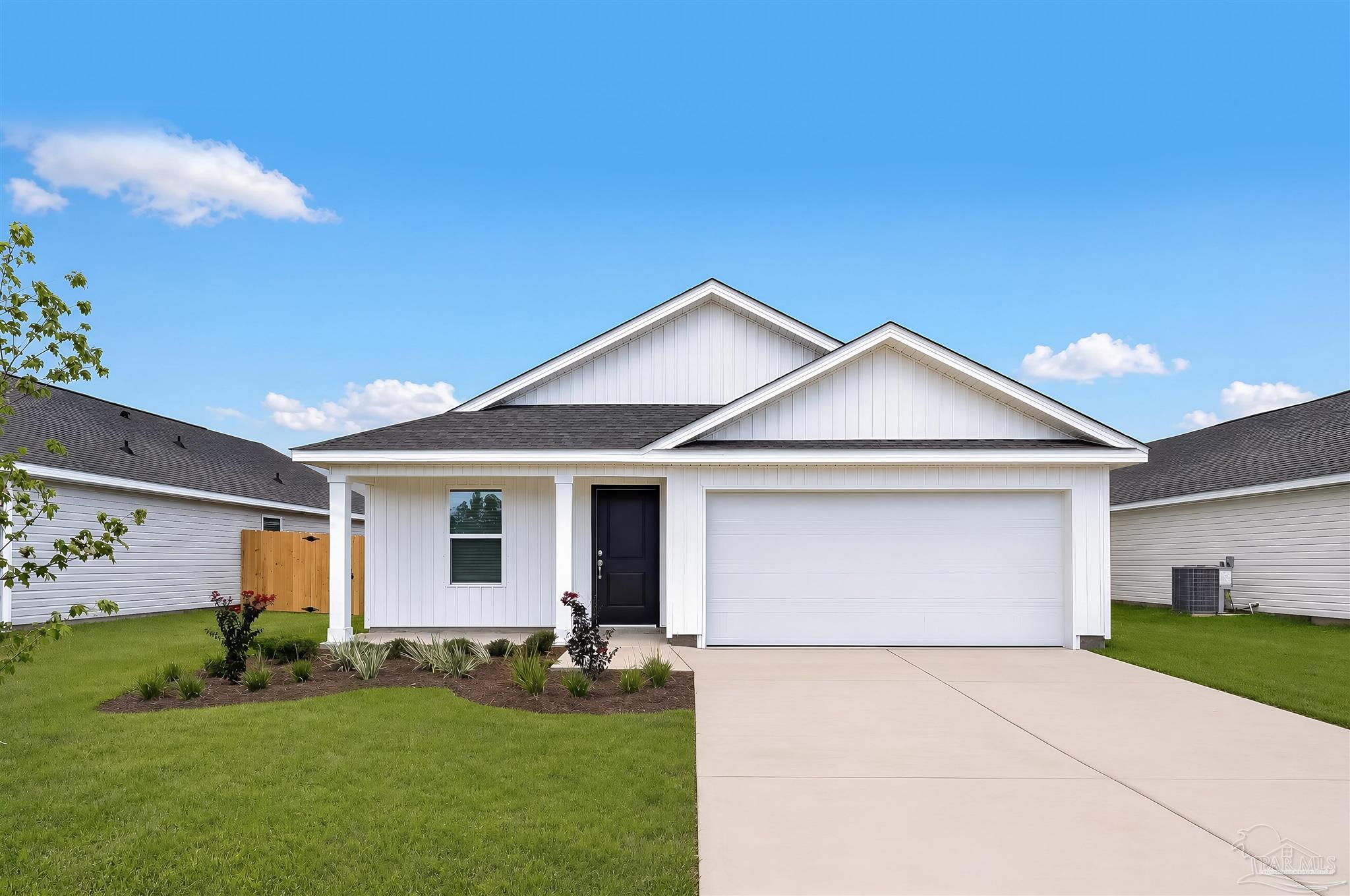 2617 Bagpipe Dr, Pensacola, FL 32526