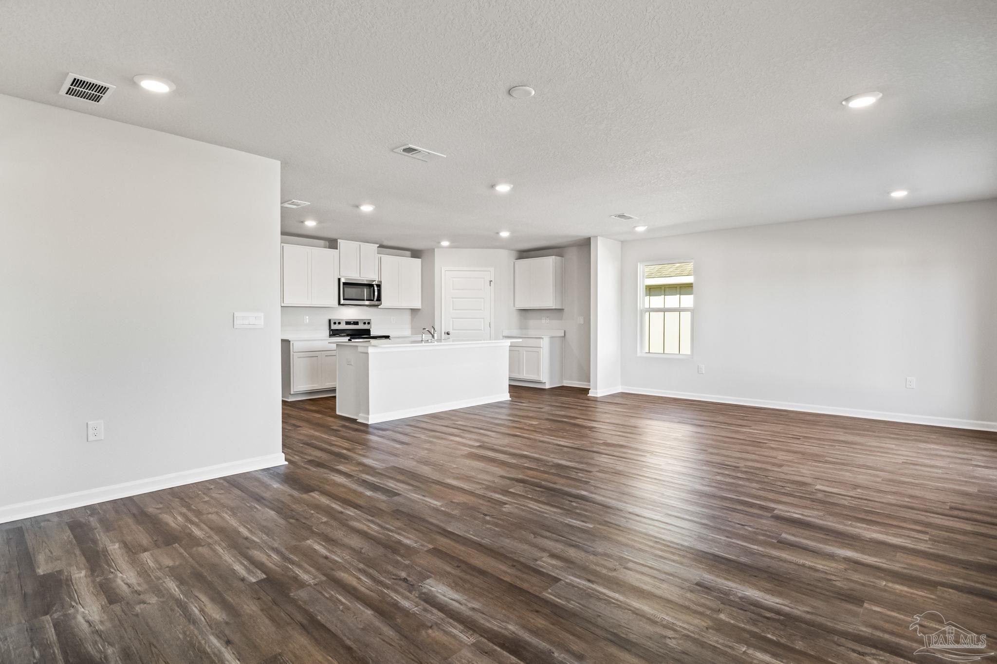 218 Makaira Dr, Cantonment, FL 32533 photo