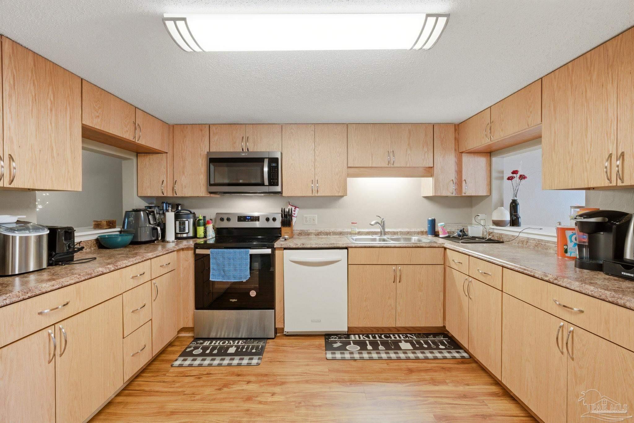 6124 The Oaks Ln, Pensacola, FL 32504 photo