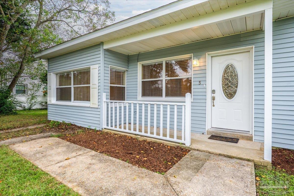 5 Benton Rd, Pensacola, FL 32506 photo