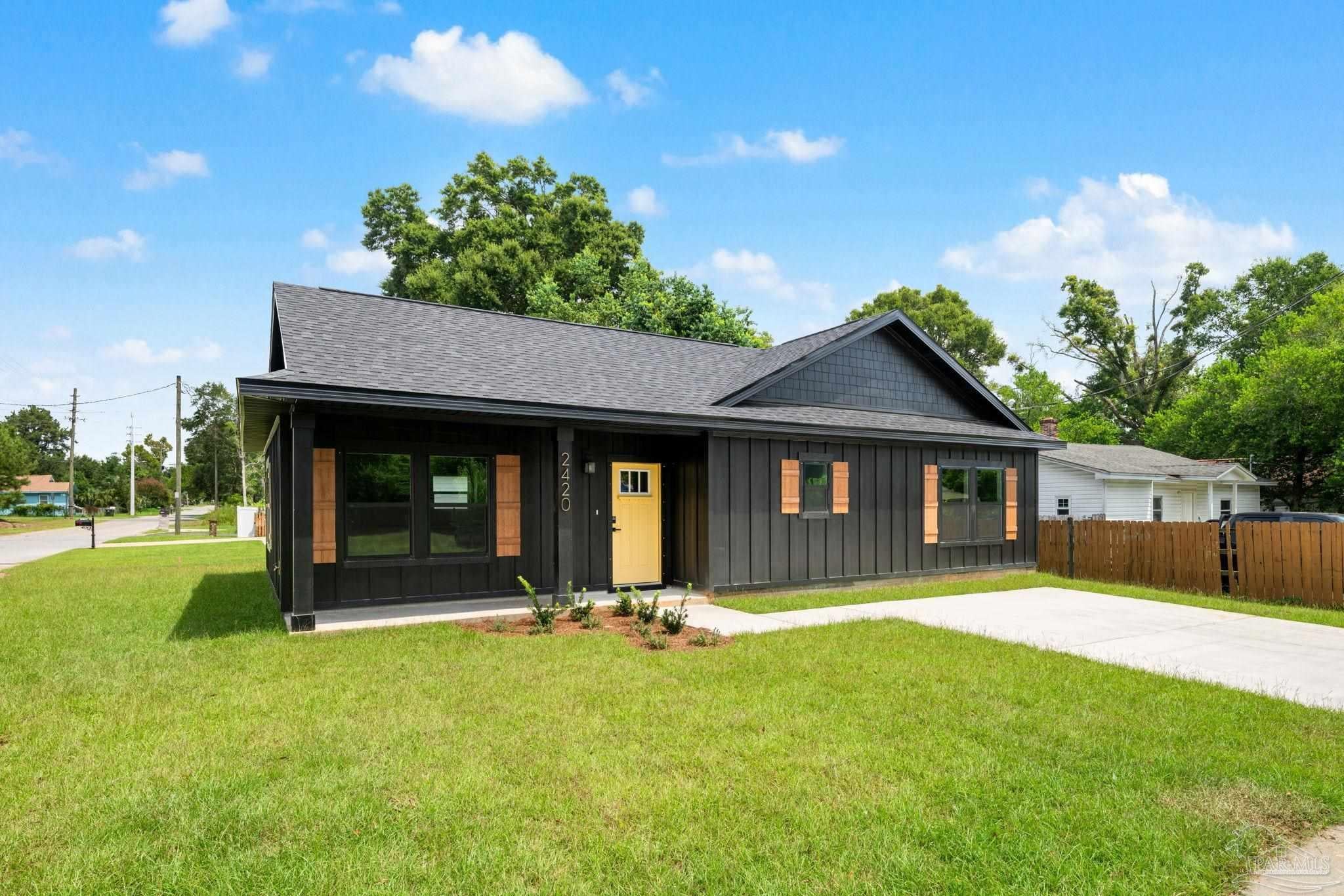 2420 W Blount St, Pensacola, FL 32505 photo