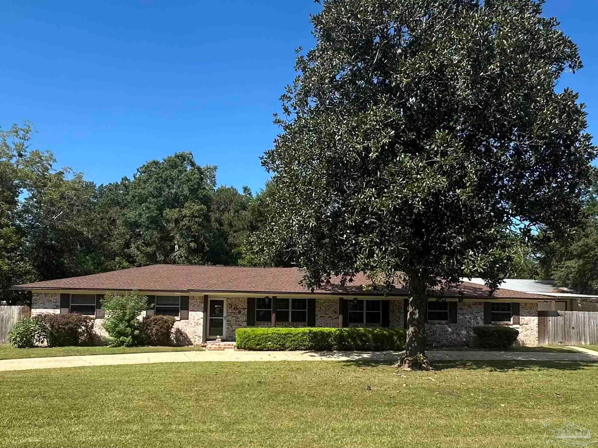 308 Vera St, Pensacola, FL 32514