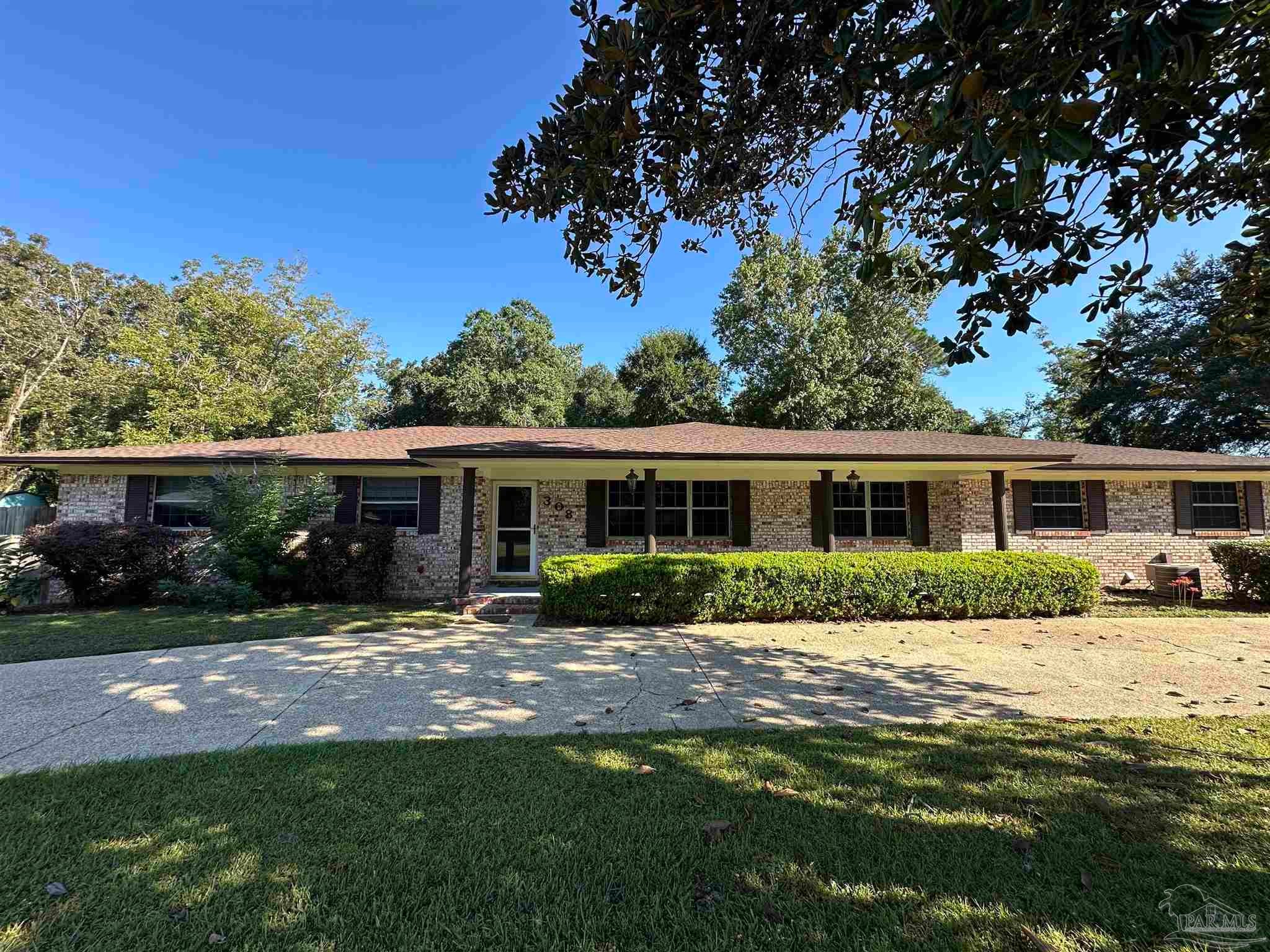 308 Vera St, Pensacola, FL 32514 photo