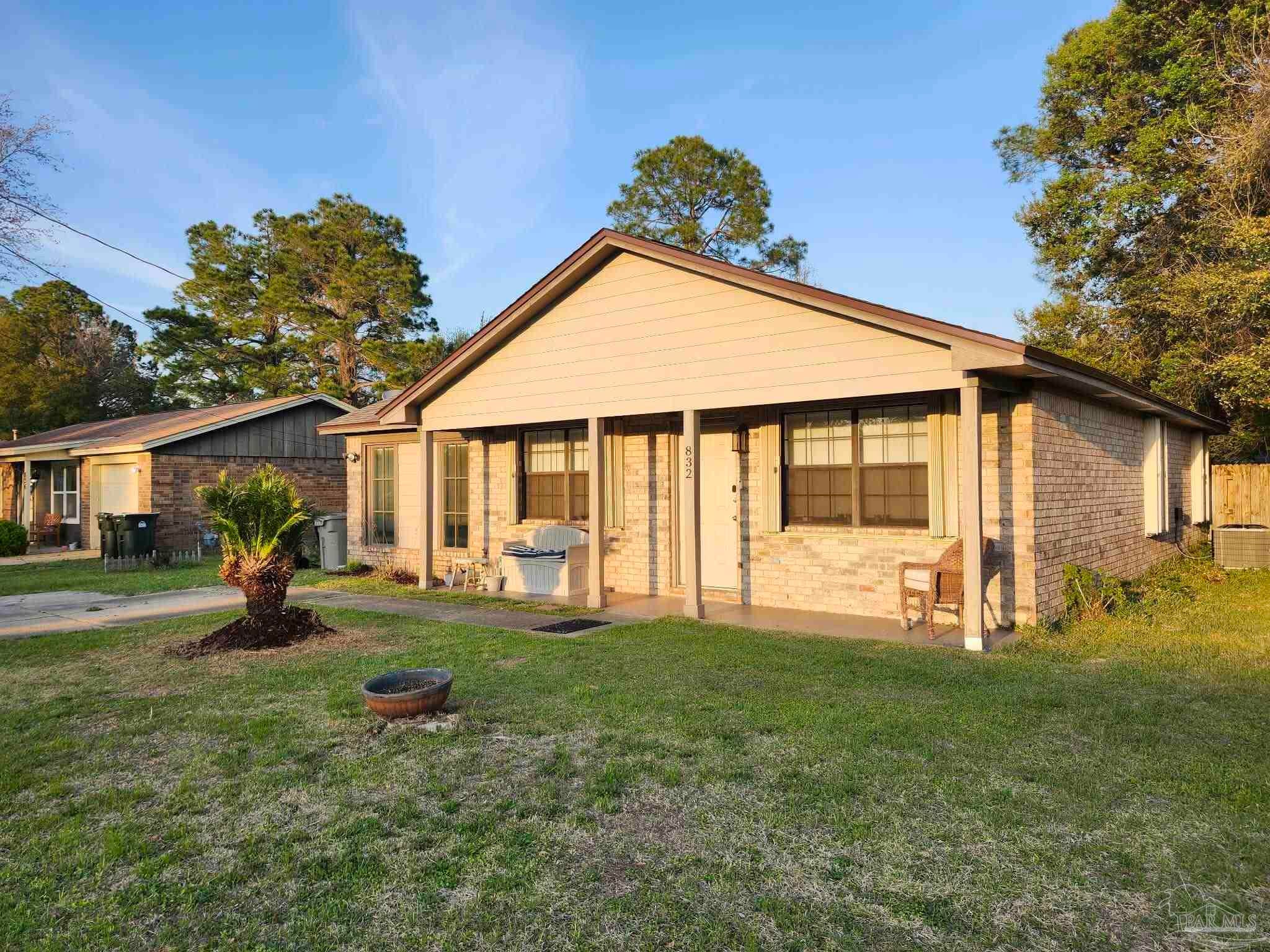 832 Amberwood Dr, Pensacola, FL 32506 photo