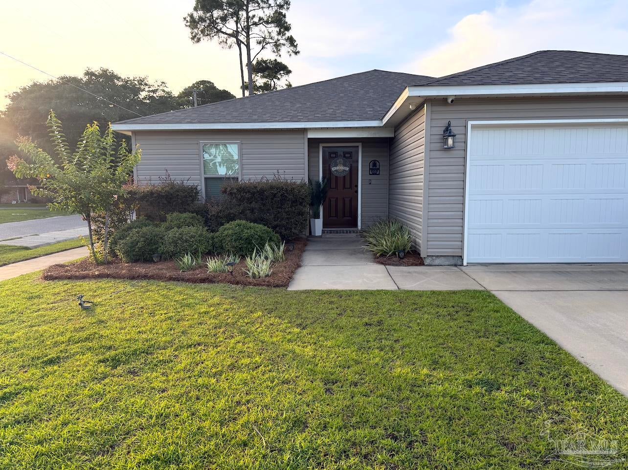 8780 Schooner Ln, Pensacola, FL 32507