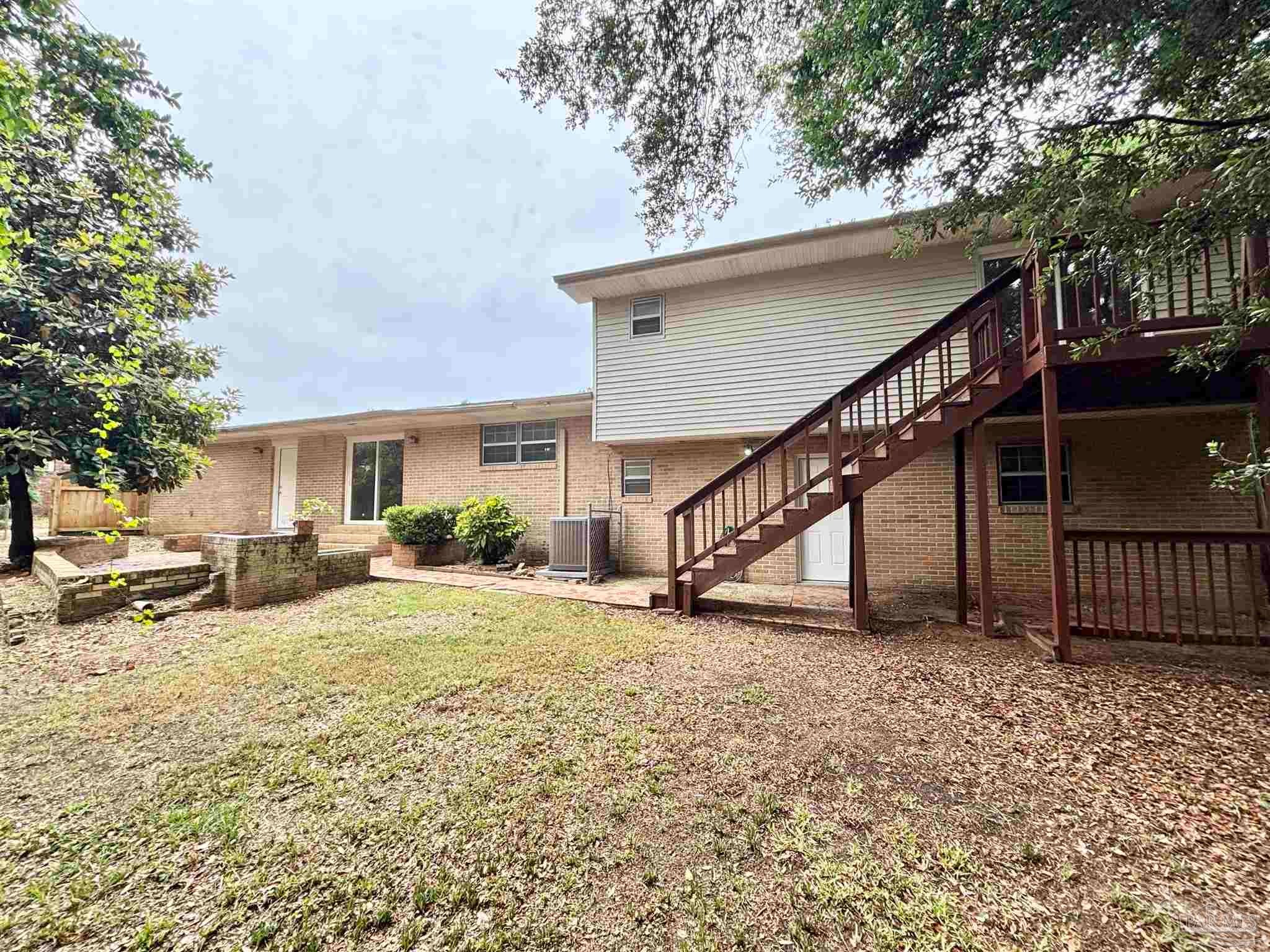 6384 Confederate Dr, Pensacola, FL 32503 photo