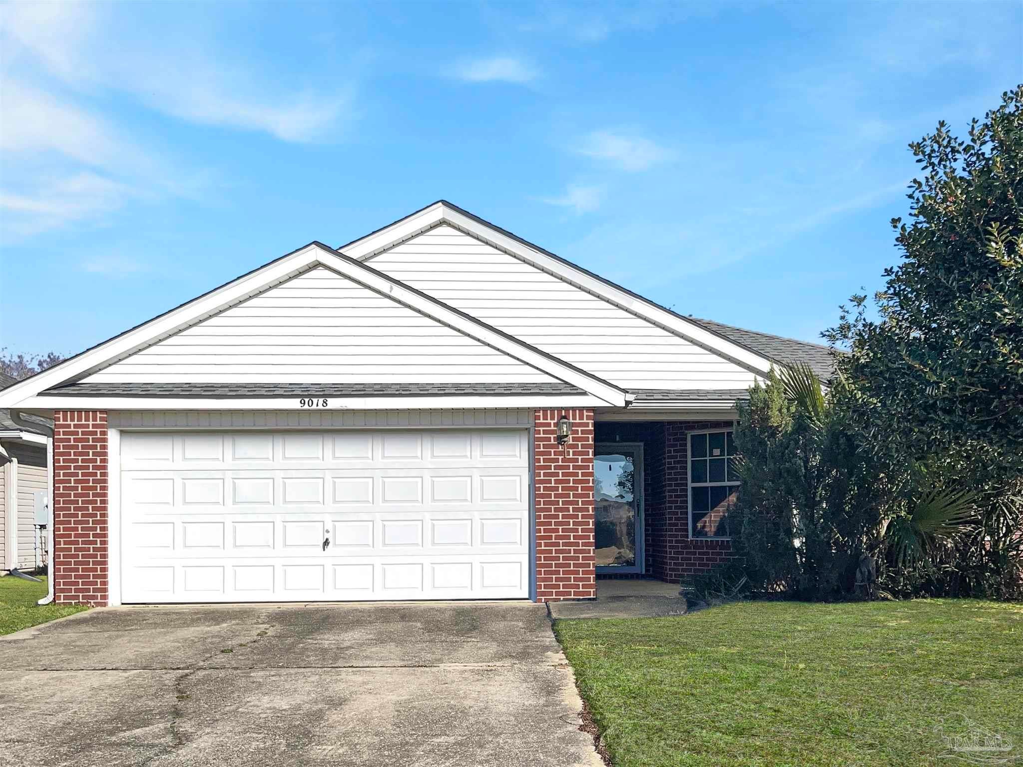 9018 Camelot Pl, Pensacola, FL 32534