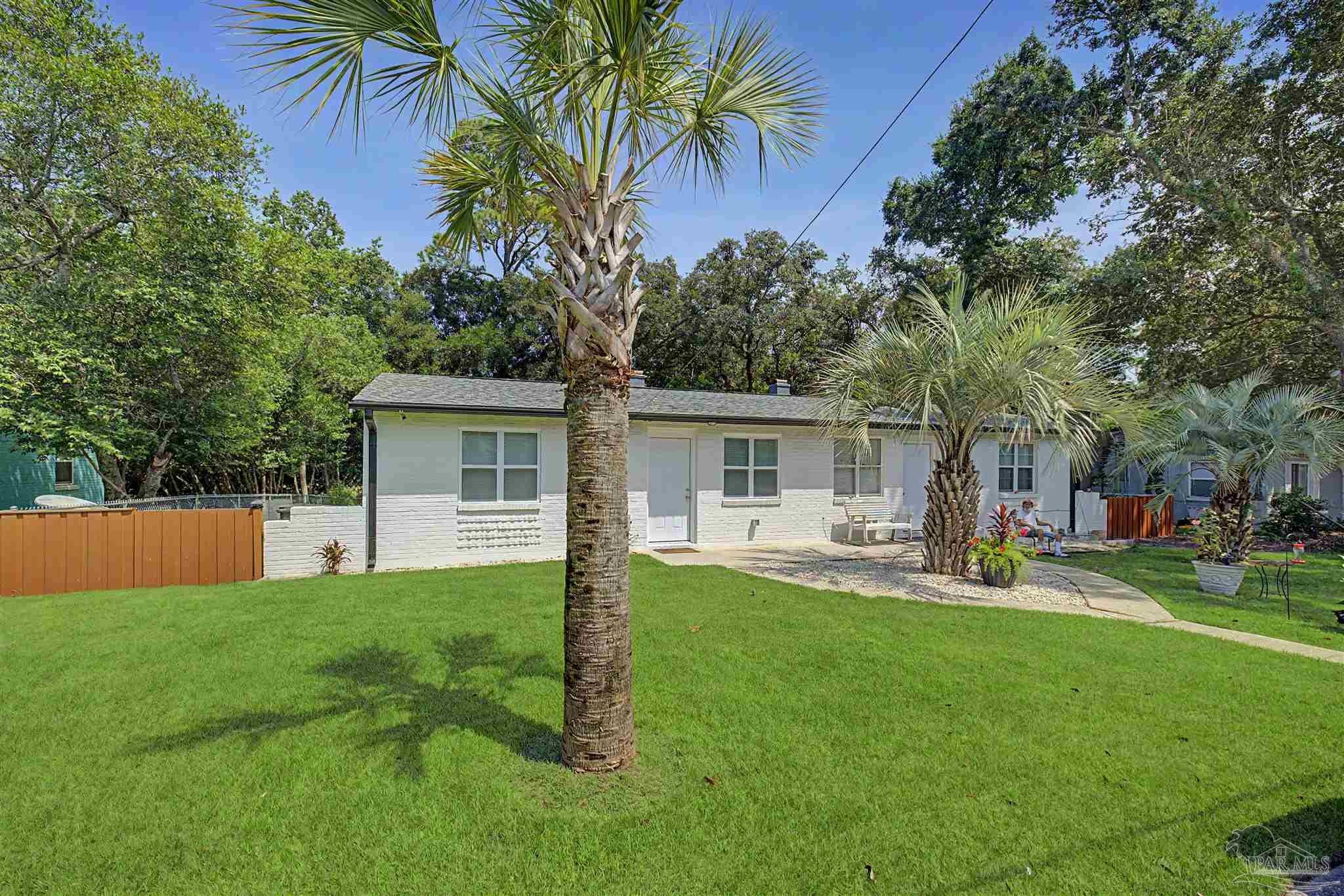 200 Holmes Ave, Pensacola, FL 32507 photo