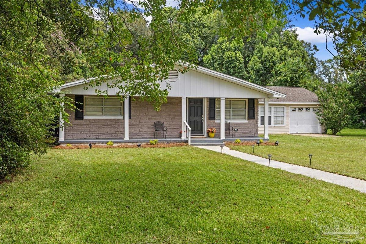 1280 Tate School Rd, Cantonment, FL 32533