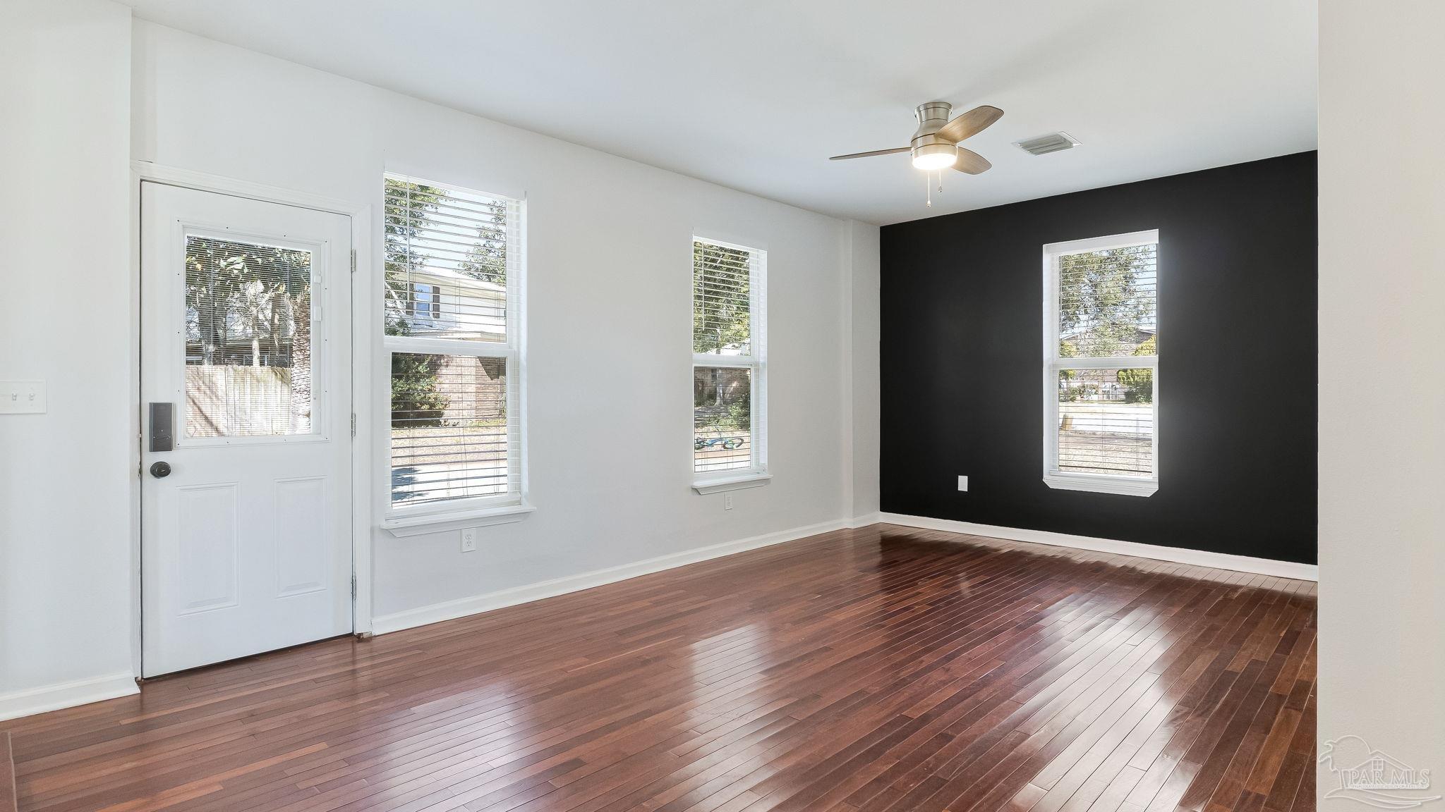 6099 Schofield Dr, Pensacola, FL 32506 photo