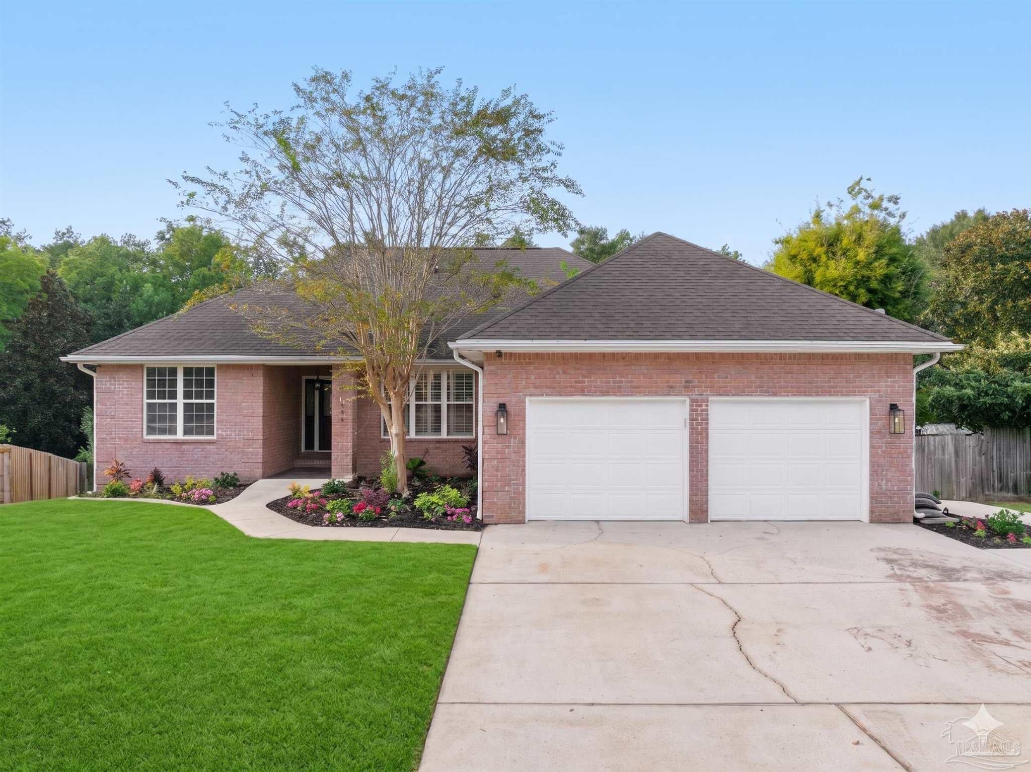 800 Shadow Ridge Dr, Pensacola, FL 32514 photo