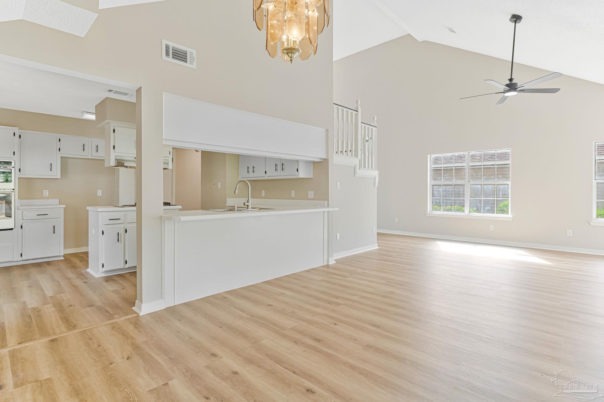 3511 Silvertree Ln, Pensacola, FL 32504 photo