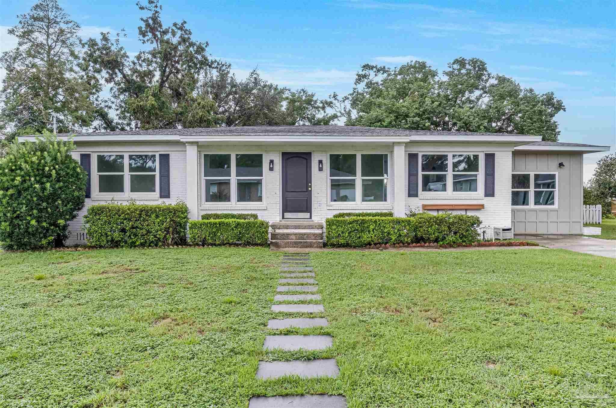 621 Whitney Dr, Pensacola, FL 32503 photo