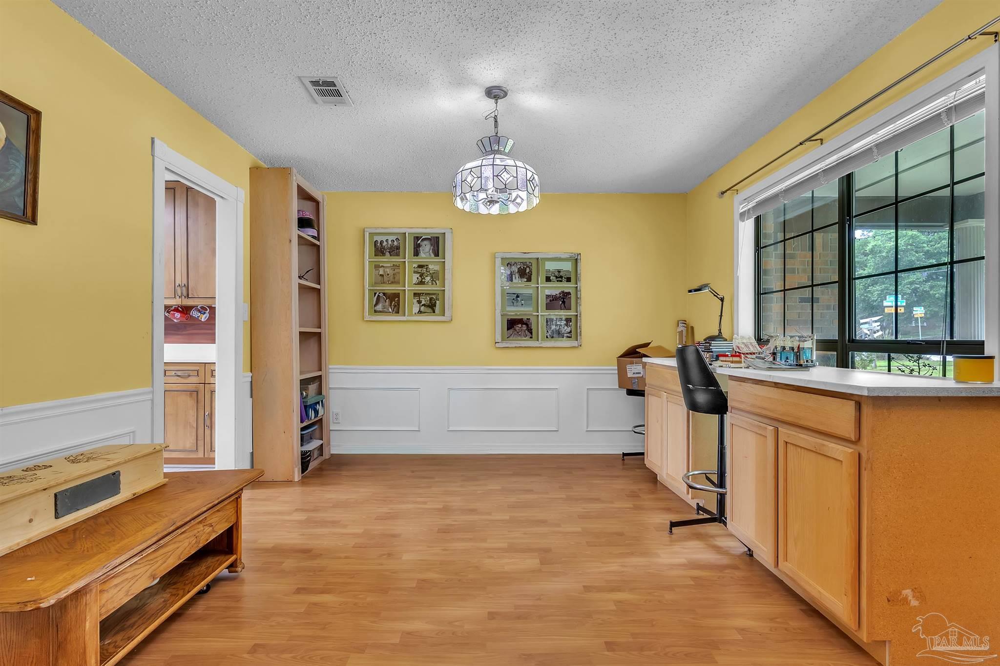 5700 Avenida Marina, Pensacola, FL 32504 photo