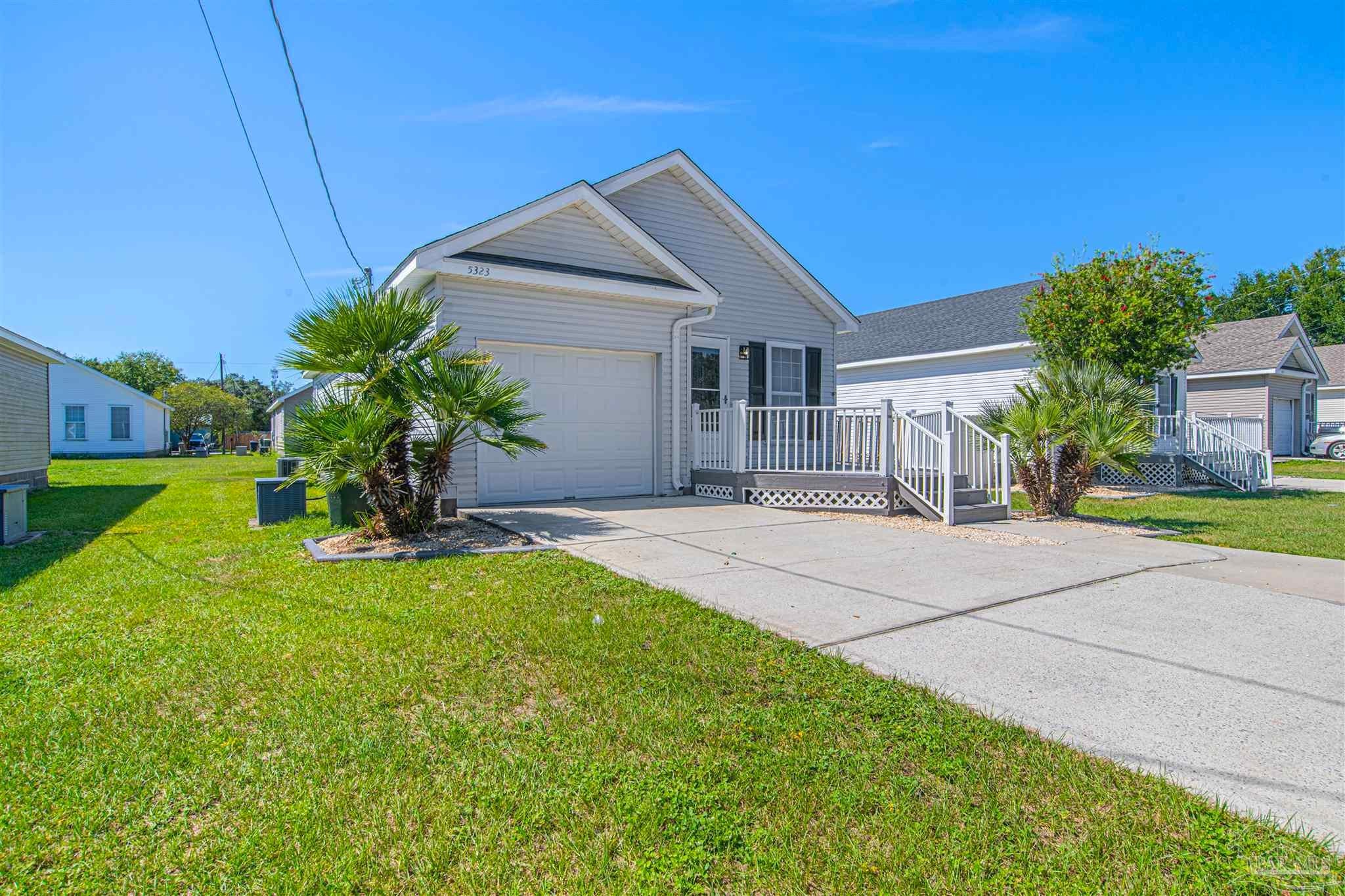 5323 Yellow Bluff Rd, Pensacola, FL 32507