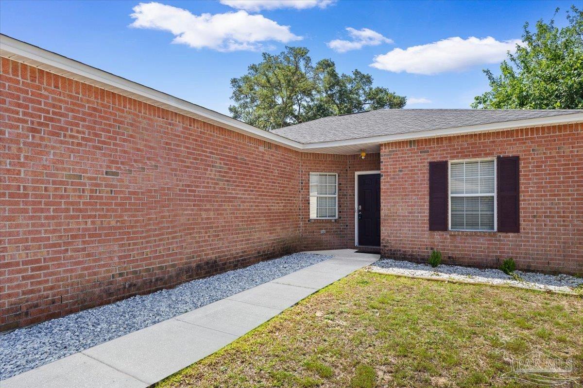 635 Saleta St, Pensacola, FL 32534 photo