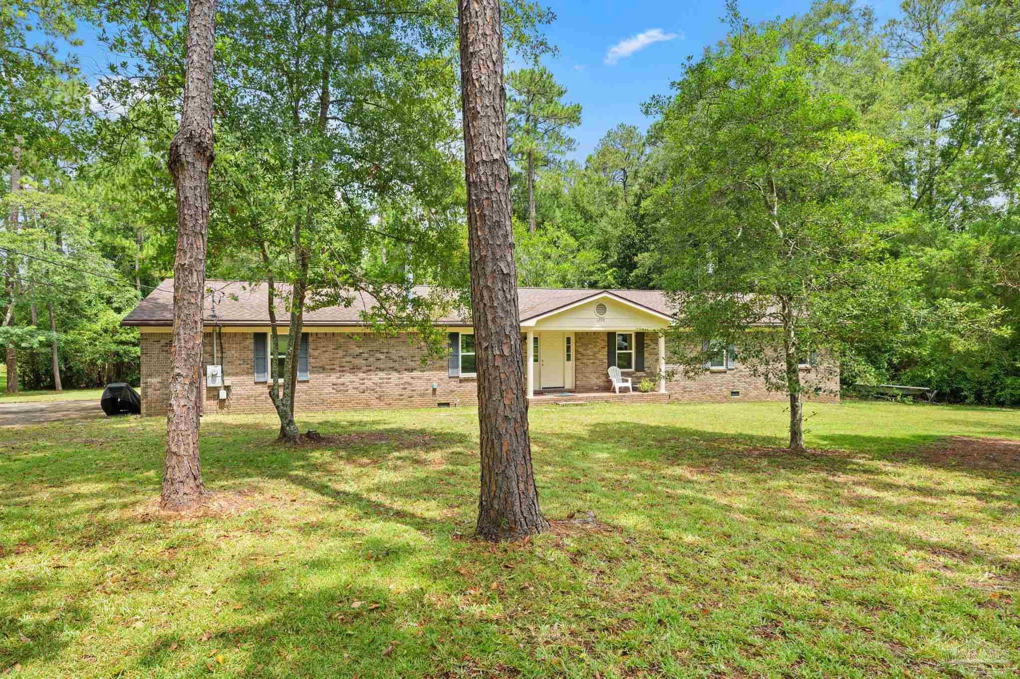 1290 Ridge Way Rd, Cantonment, FL 32533 photo