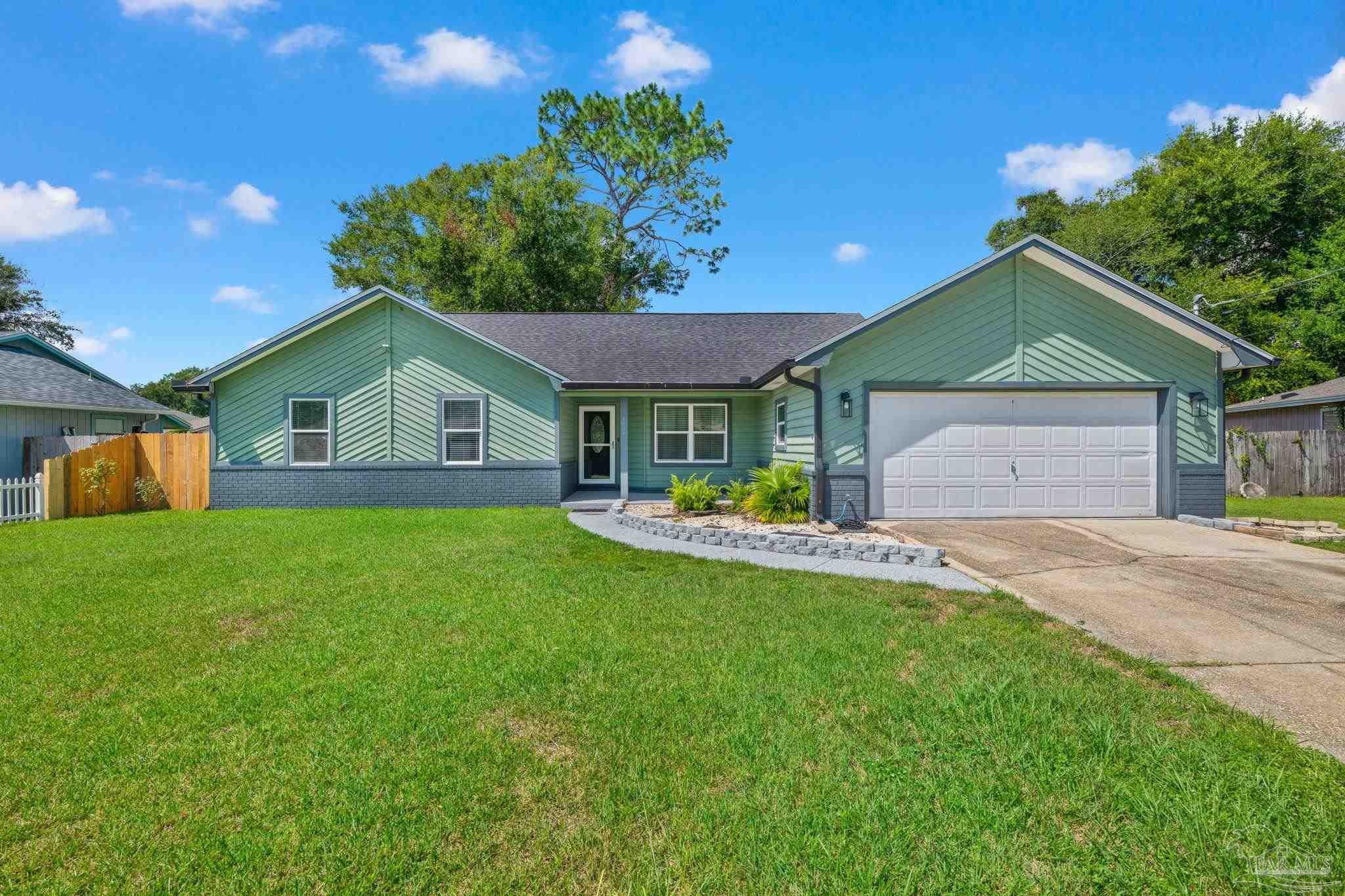 4900 Lanett Dr, Pensacola, FL 32526