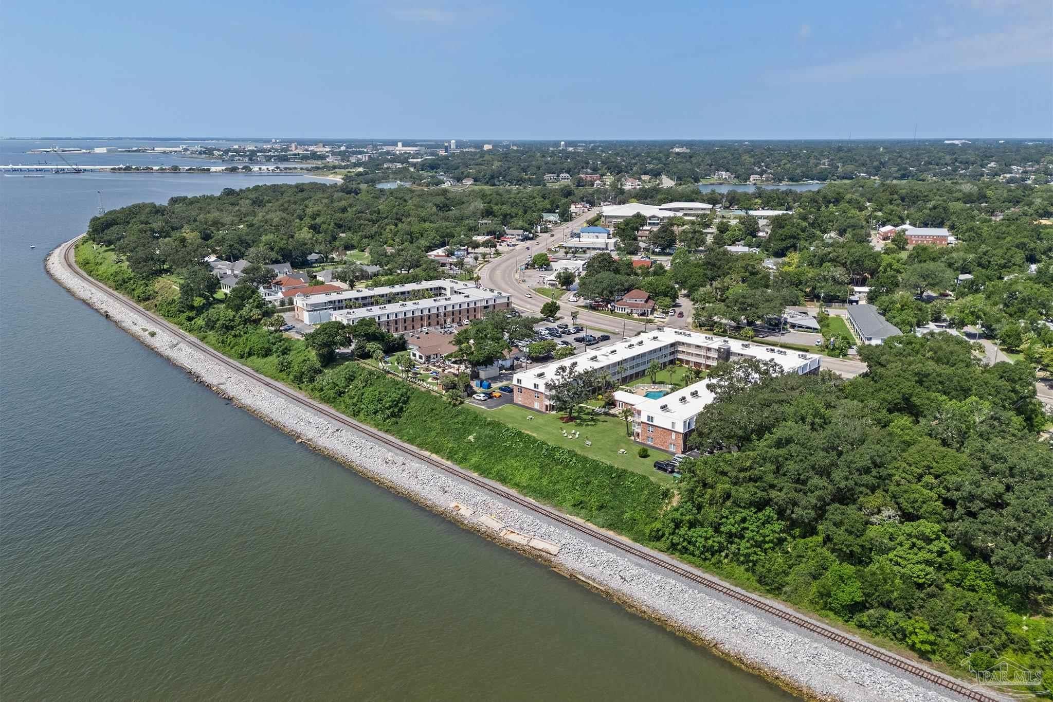 710 Scenic Hwy #305, Pensacola, FL 32503 photo