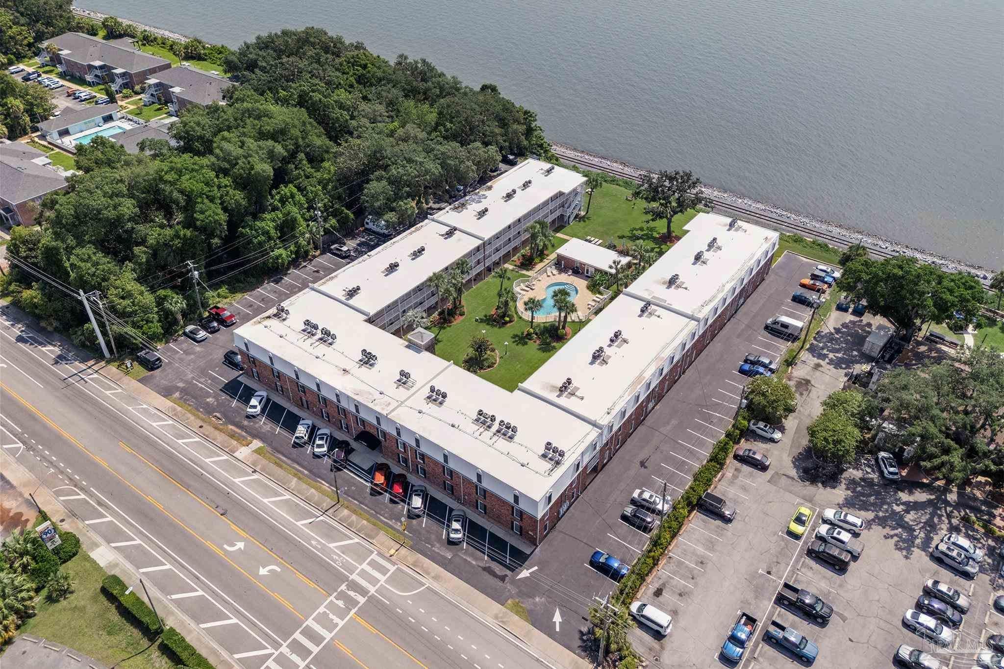 710 Scenic Hwy #305, Pensacola, FL 32503 photo