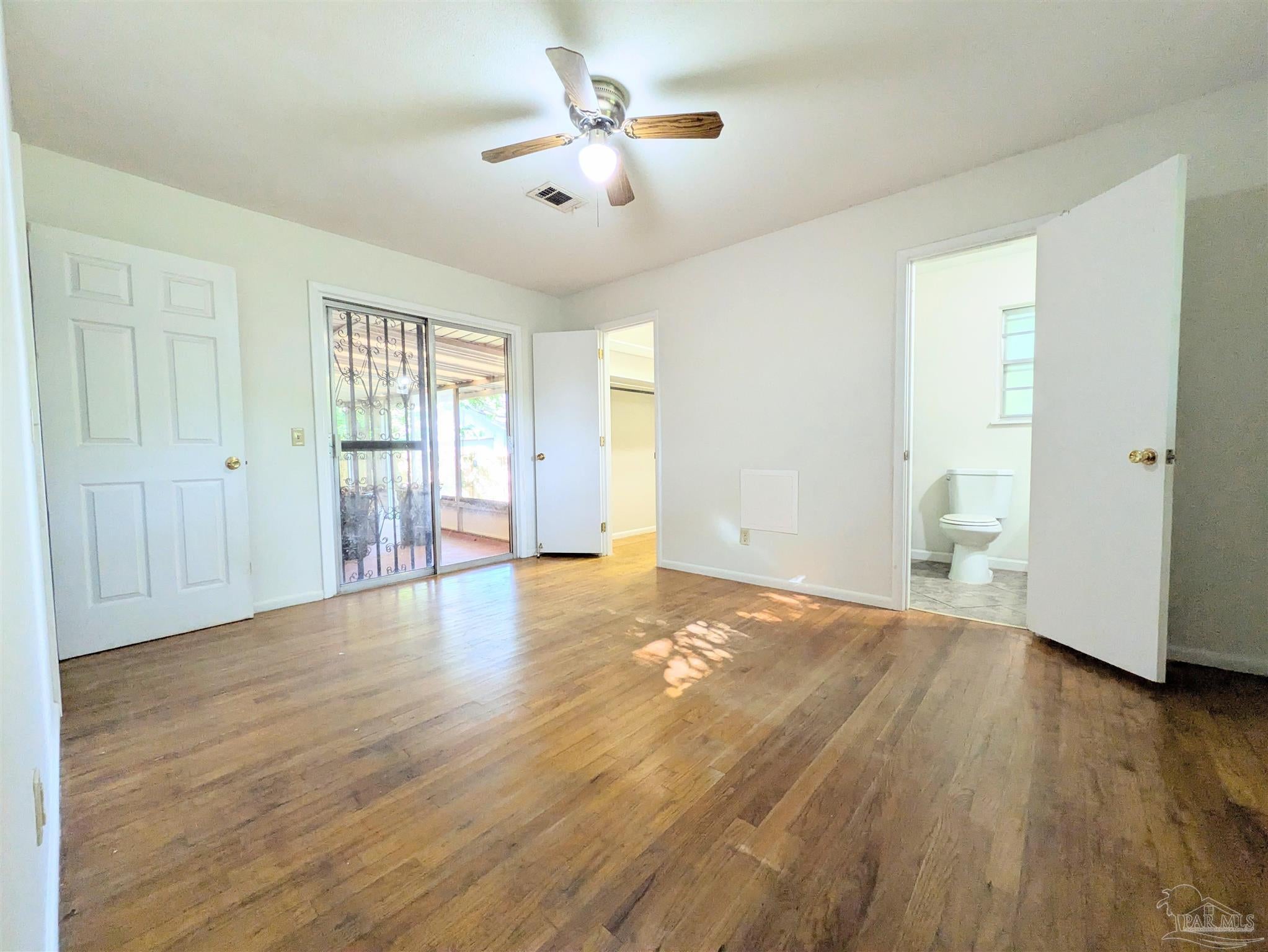 245 Airport Blvd, Pensacola, FL 32503 photo