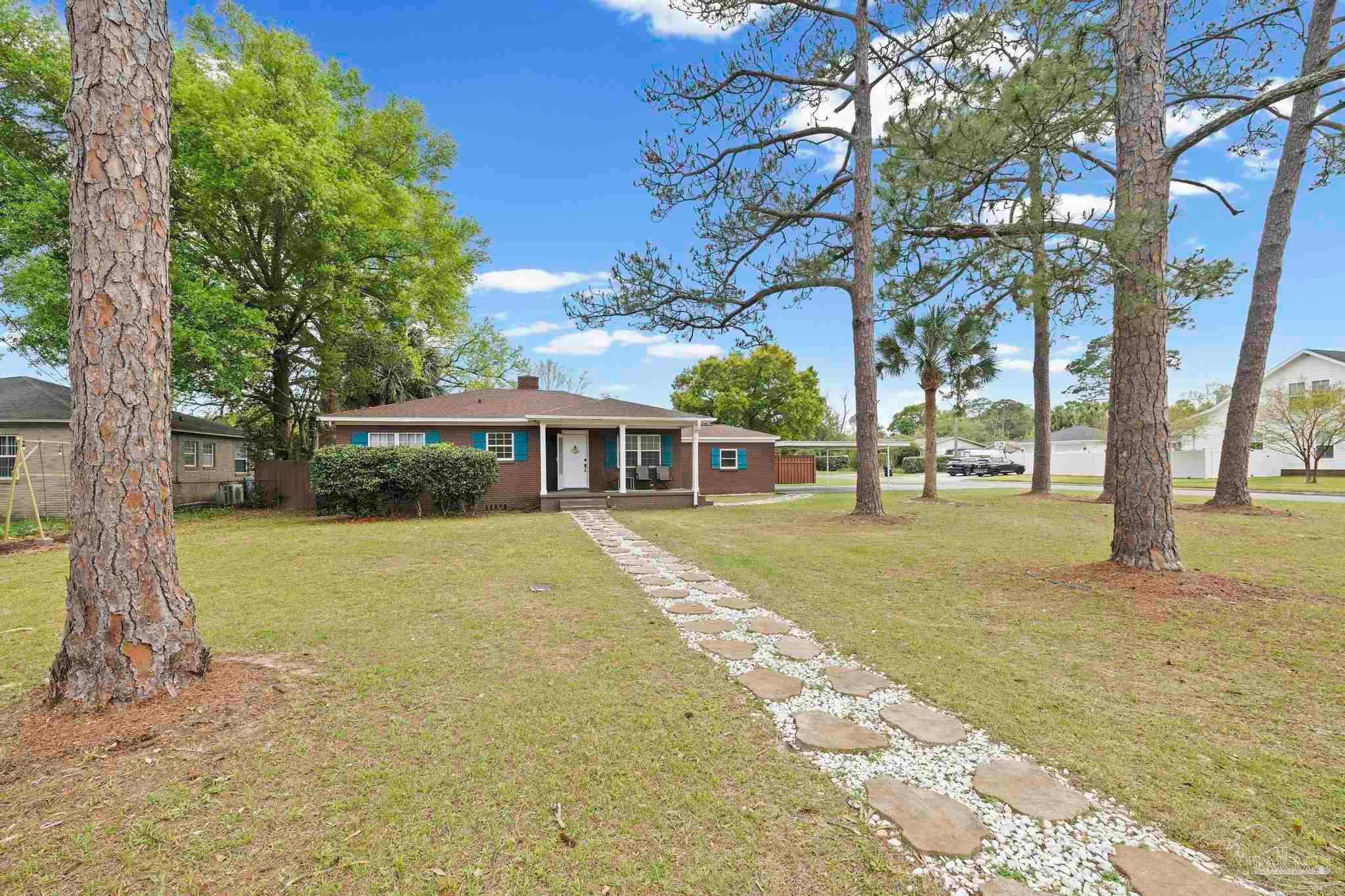 1801 E Cross St, Pensacola, FL 32503 photo