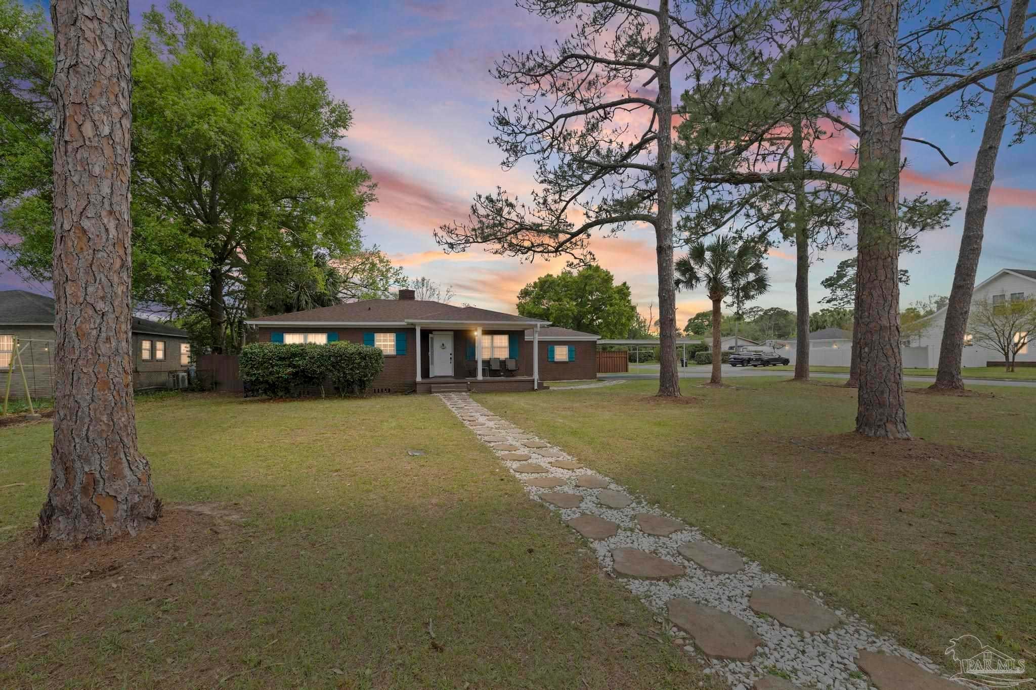 1801 E Cross St, Pensacola, FL 32503 photo