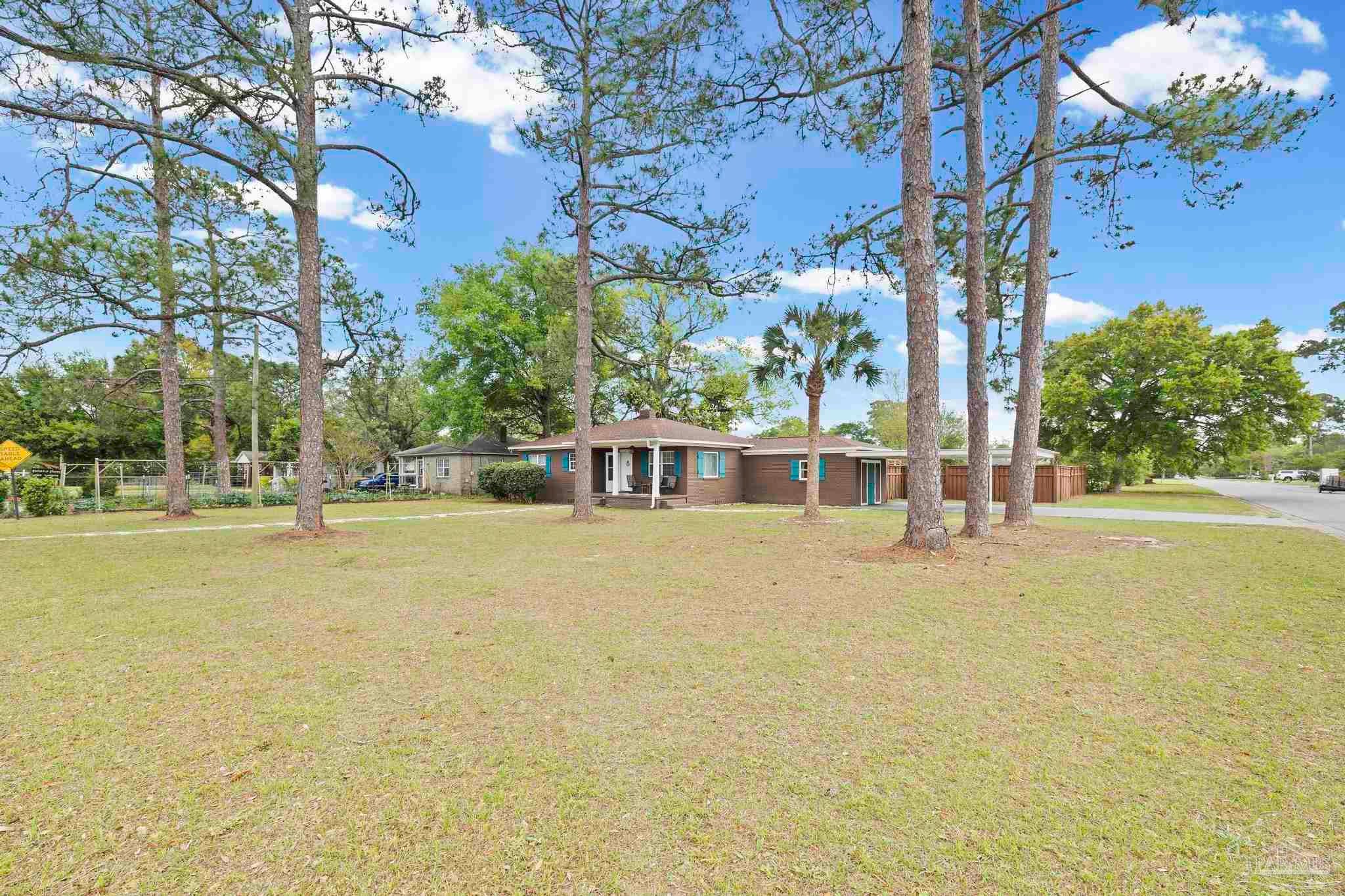 1801 E Cross St, Pensacola, FL 32503 photo