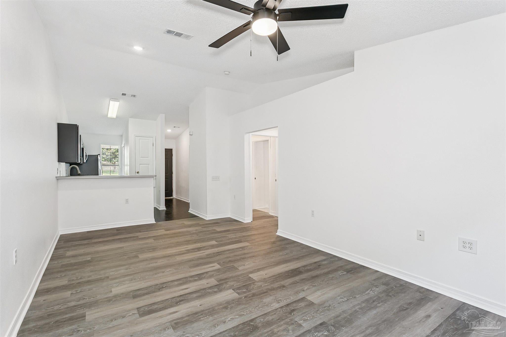 8169 Heirloom Dr, Pensacola, FL 32514 photo