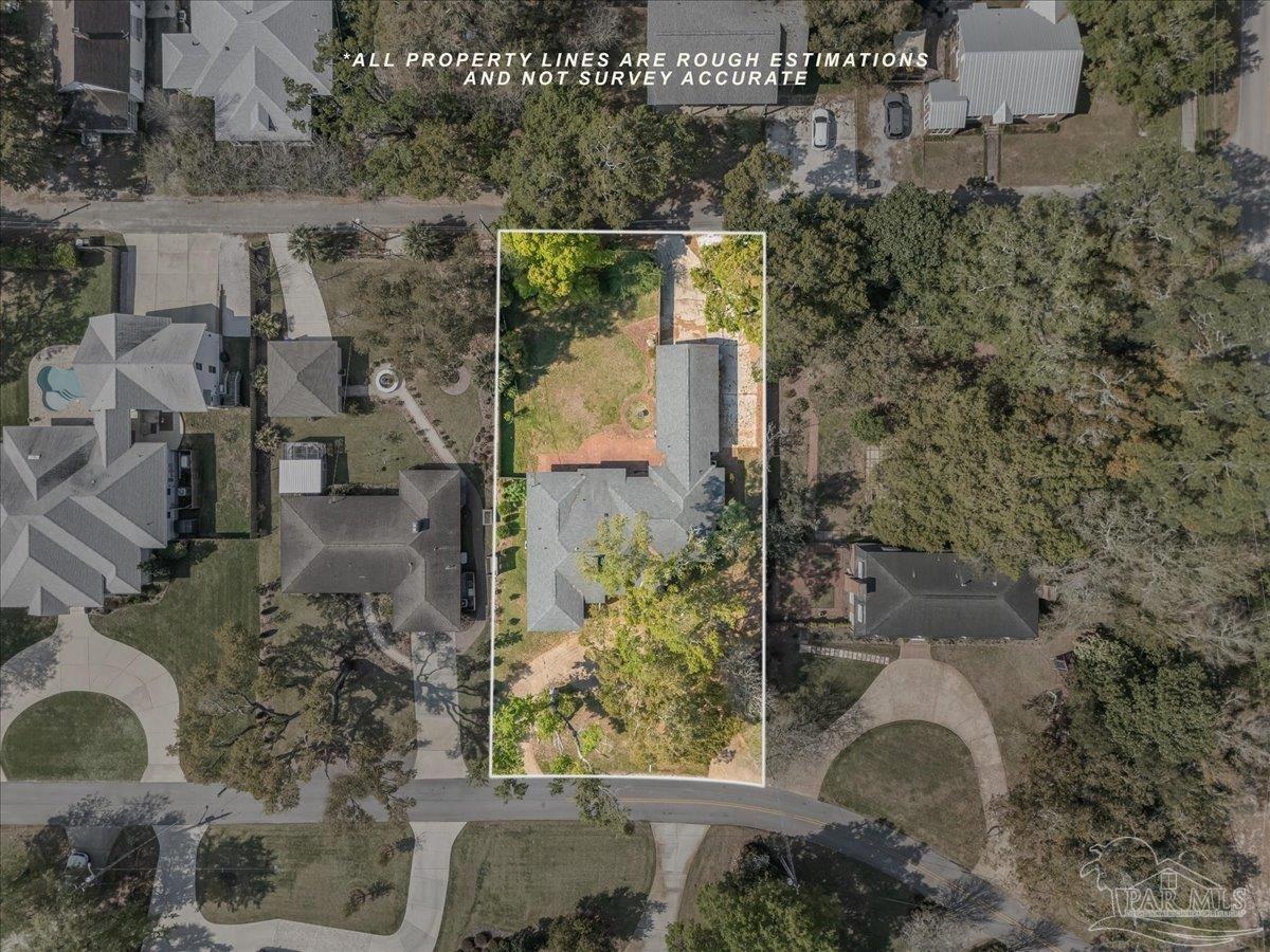 15 Lakeside Dr, Pensacola, FL 32507 photo