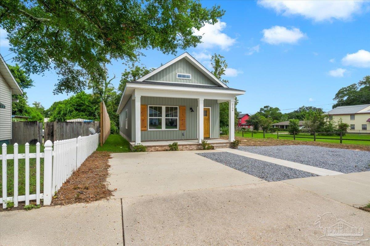 1106 Northeast, Pensacola, FL 32501 photo
