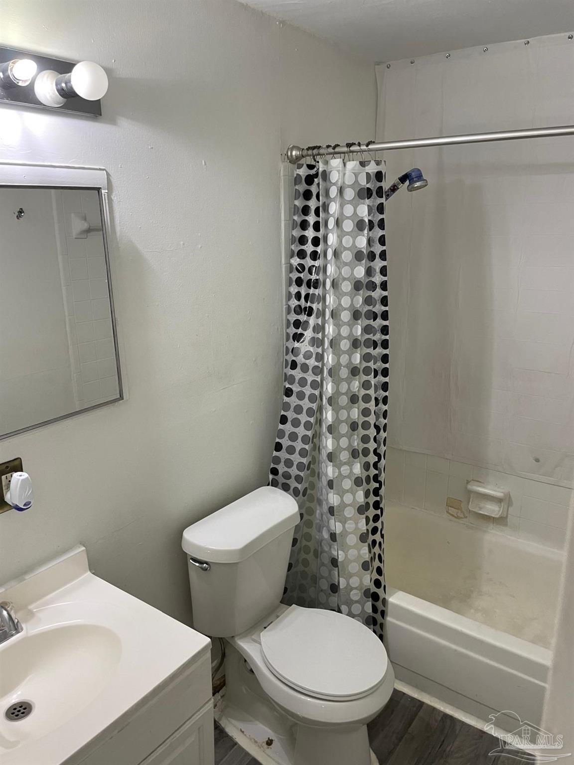 122 Alice St, Pensacola, FL 32505 photo