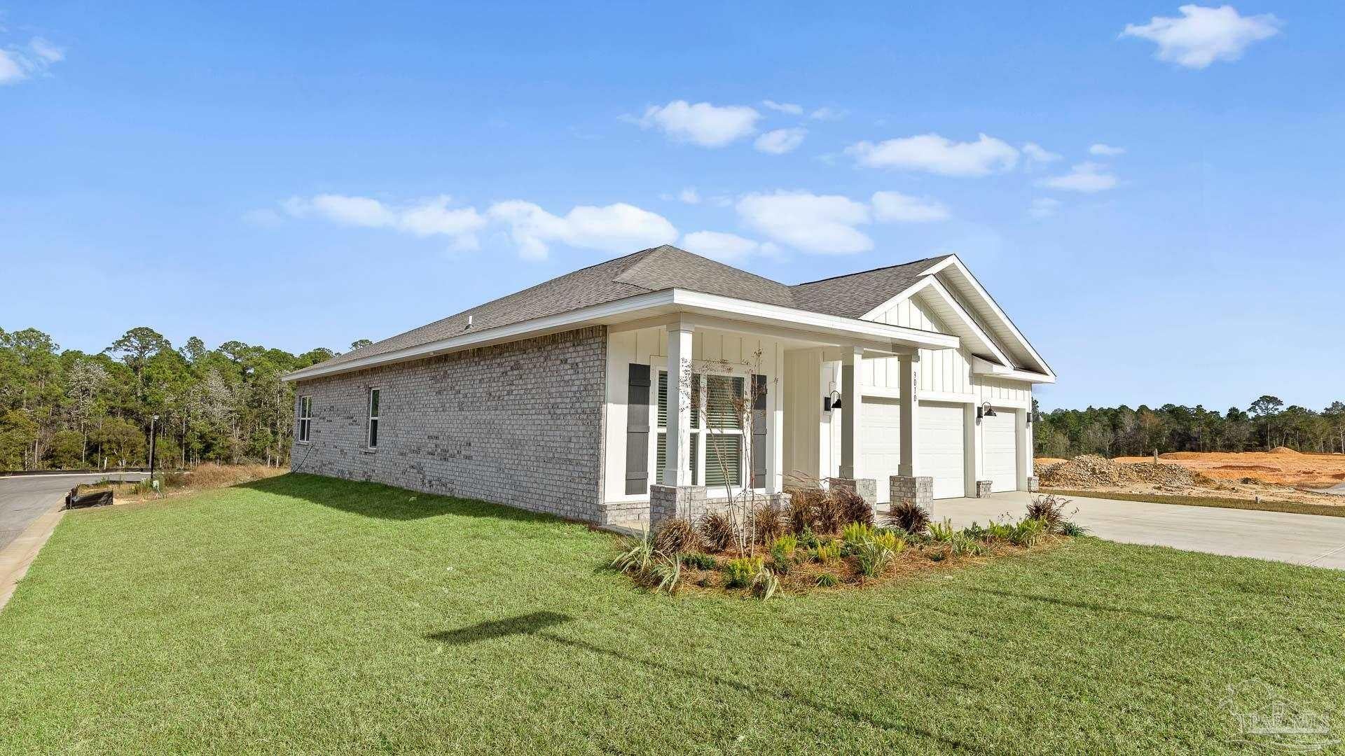 2727 Grayson Dr, Cantonment, FL 32533 photo