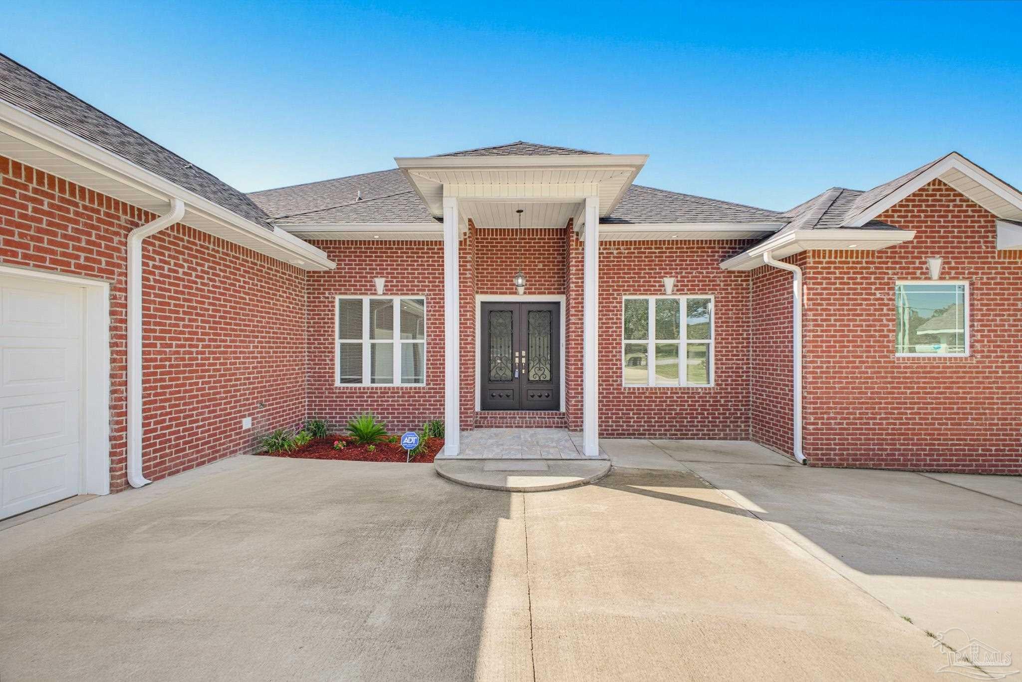 945 E Ten Mile Rd, Pensacola, FL 32514 photo