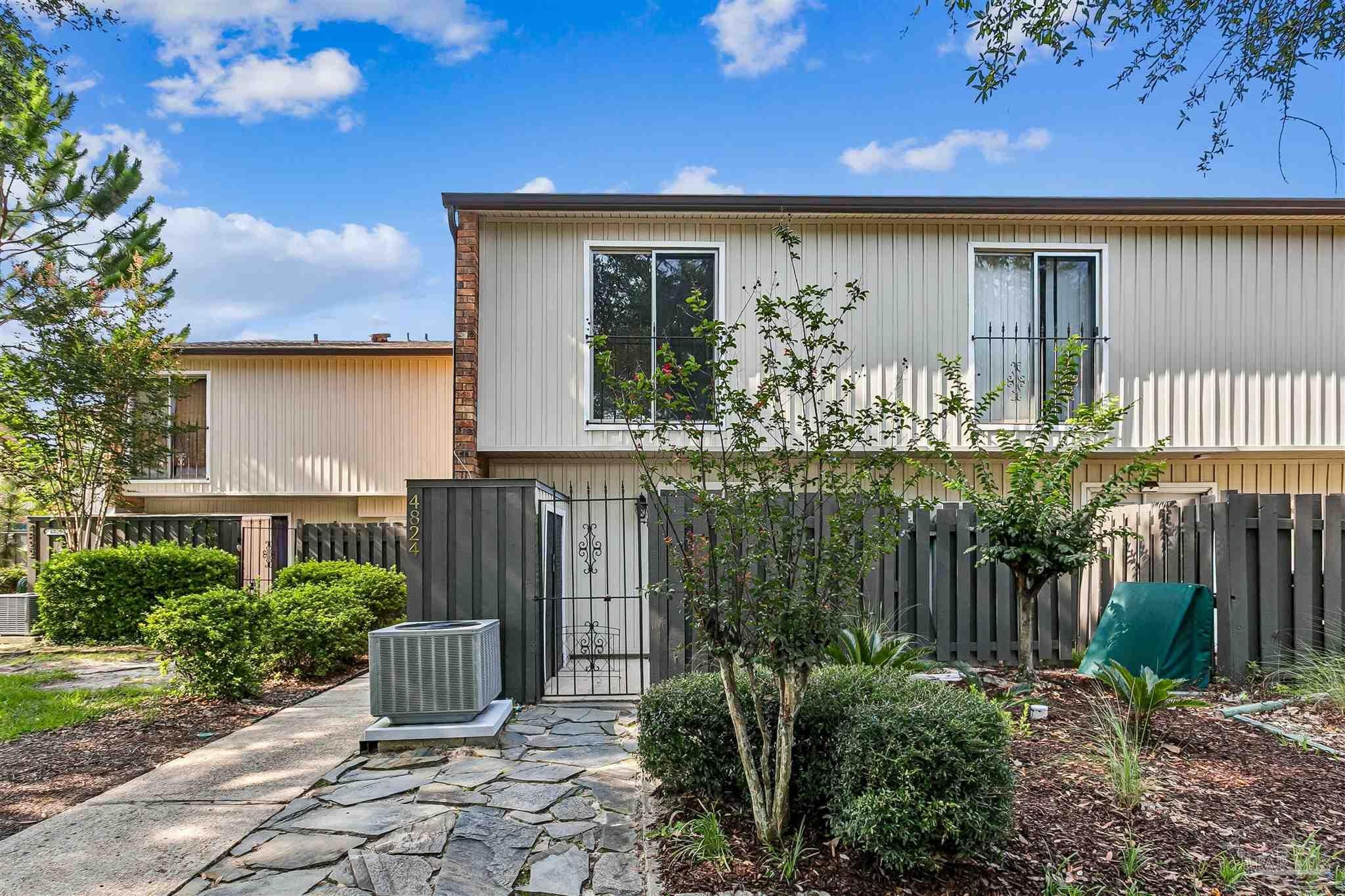 4824 Huron Dr, Pensacola, FL 32507 photo