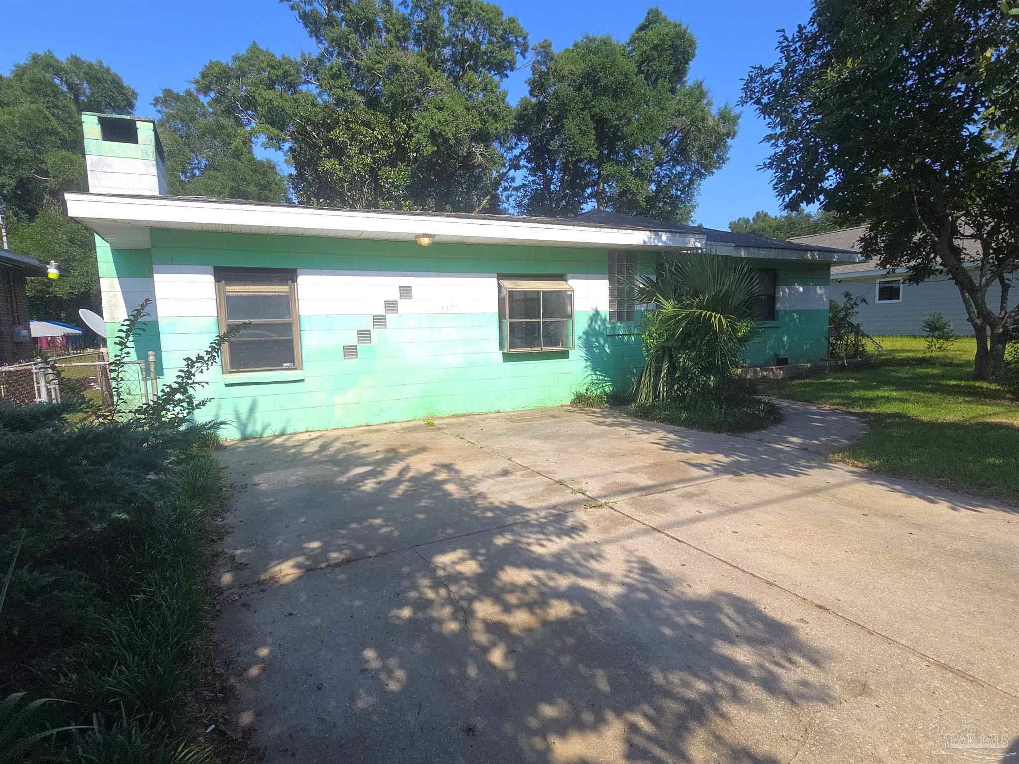 2504 N L St, Pensacola, FL 32501 photo