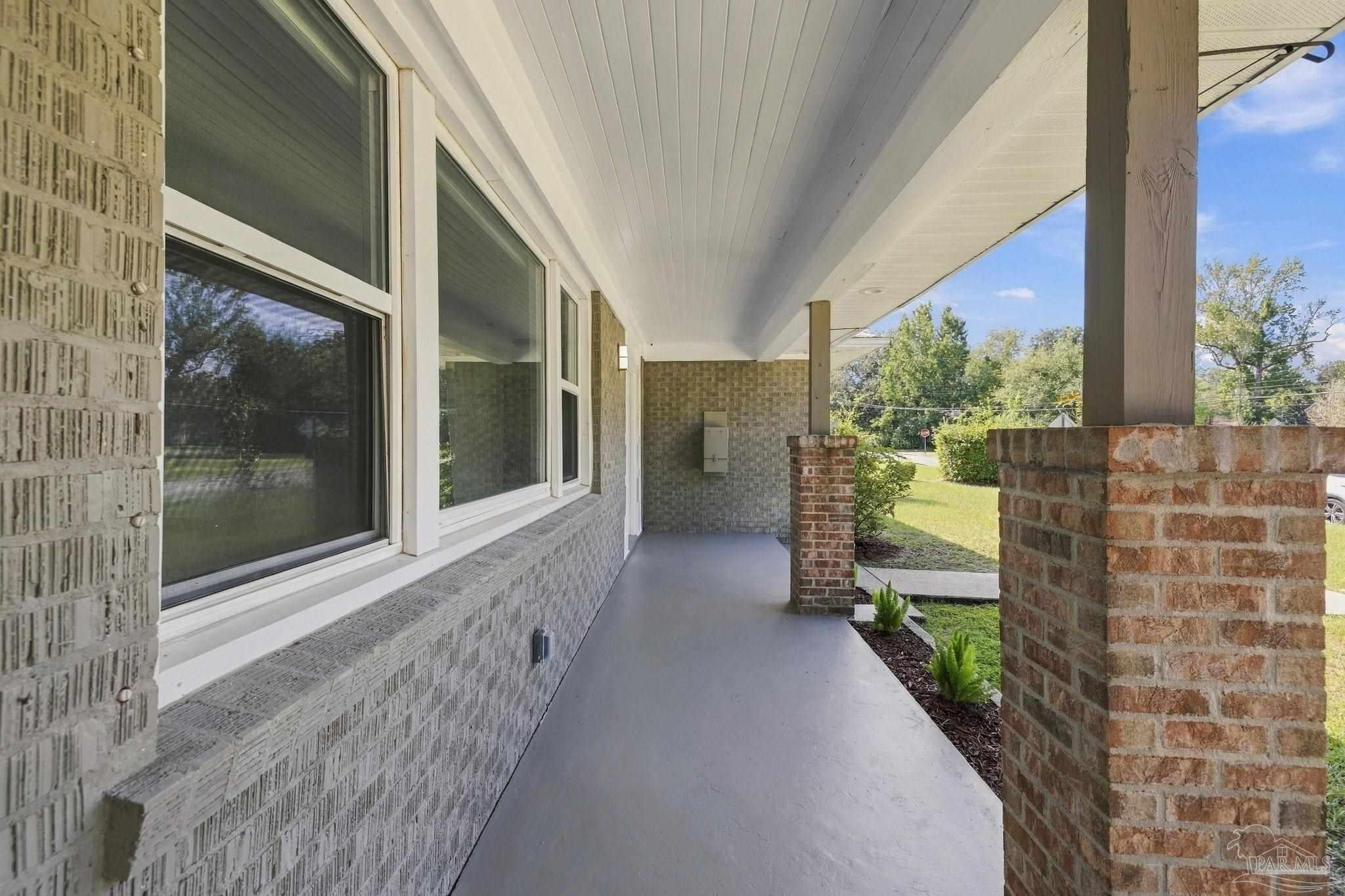 1808 N Reus St, Pensacola, FL 32501 photo