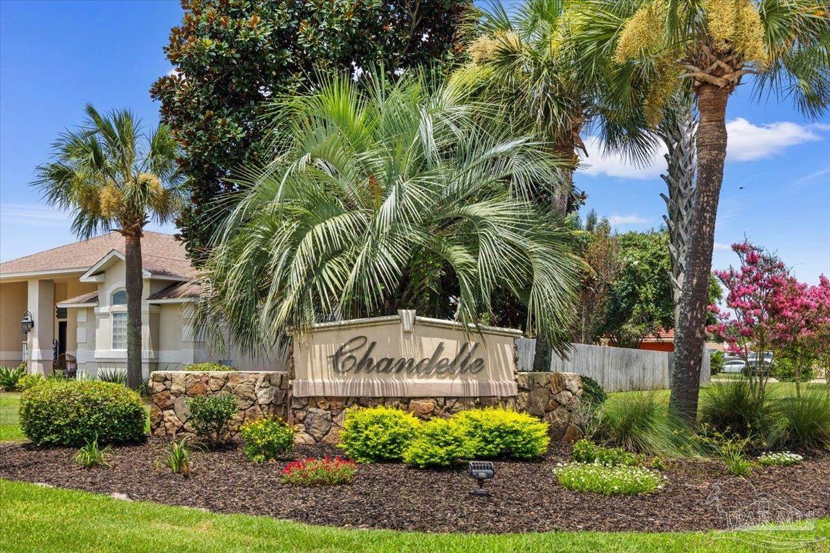 1125 Naples Dr, Pensacola, FL 32507