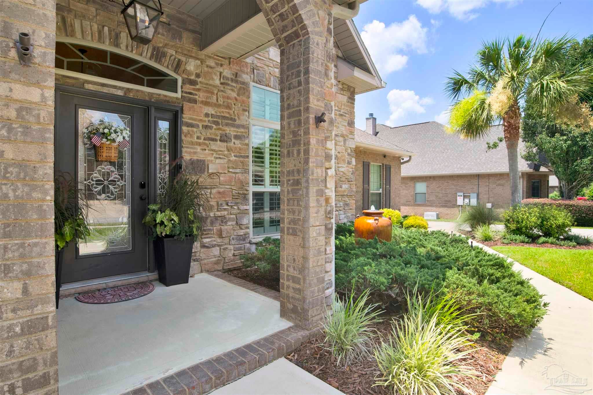 989 Legacy Oaks Dr, Pensacola, FL 32514 photo