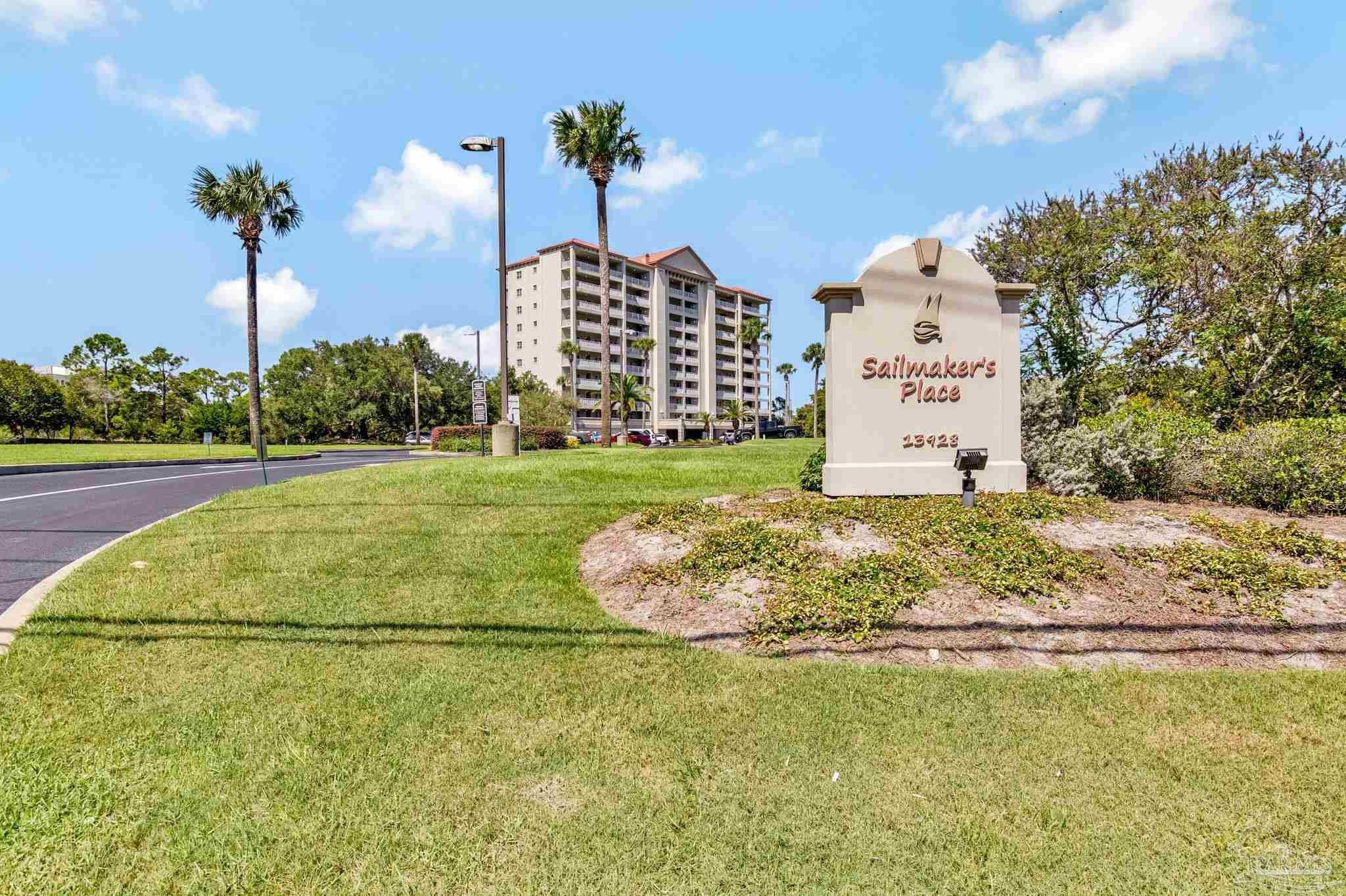 13928 River Rd, Pensacola, FL 32507