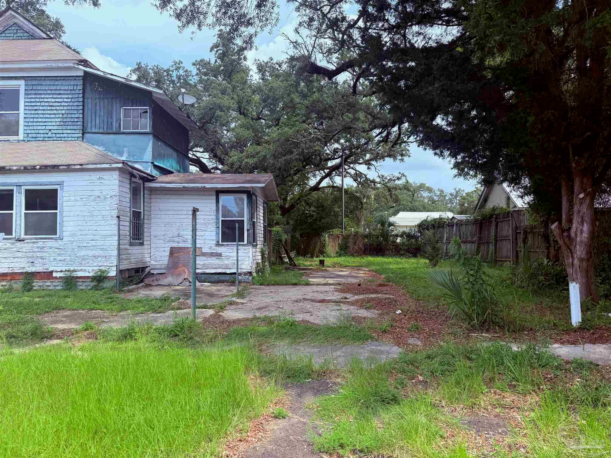 804 E Lee St, Pensacola, FL 32503 photo